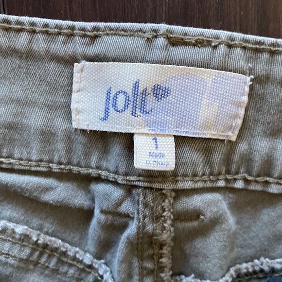 Khaki pants - Picture 4 of 9